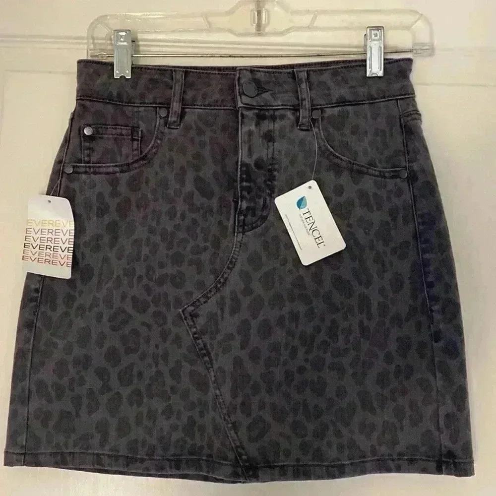 Level 99 Skirt.